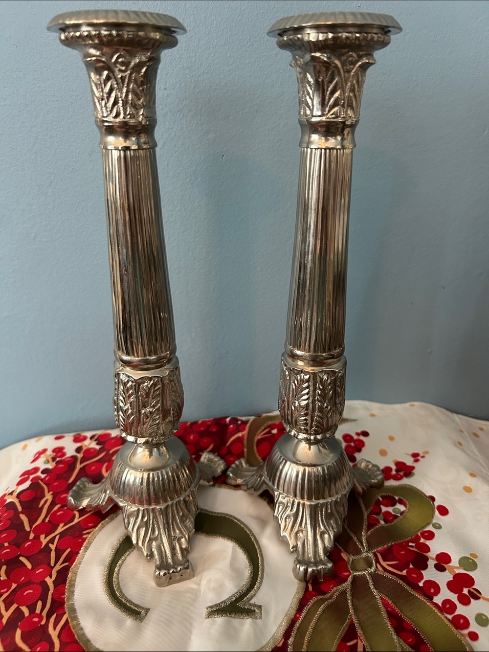 Elegant Silver-Plated Neoclassical Decorative Candlesticks with Claw Feet - EUC